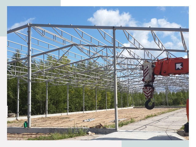 Строительство конюшен в Ханты-Мансийск от 613 руб. под ключ