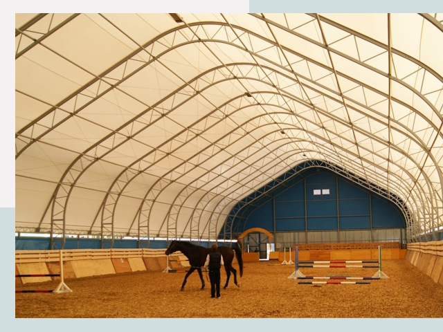 Строительство конных манежей в Ханты-Мансийске