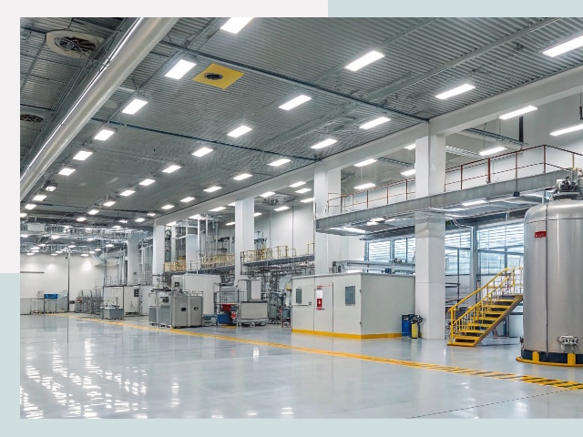 Освещение ангаров в Ханты-Мансийске от 613 руб. - Эффективные решения